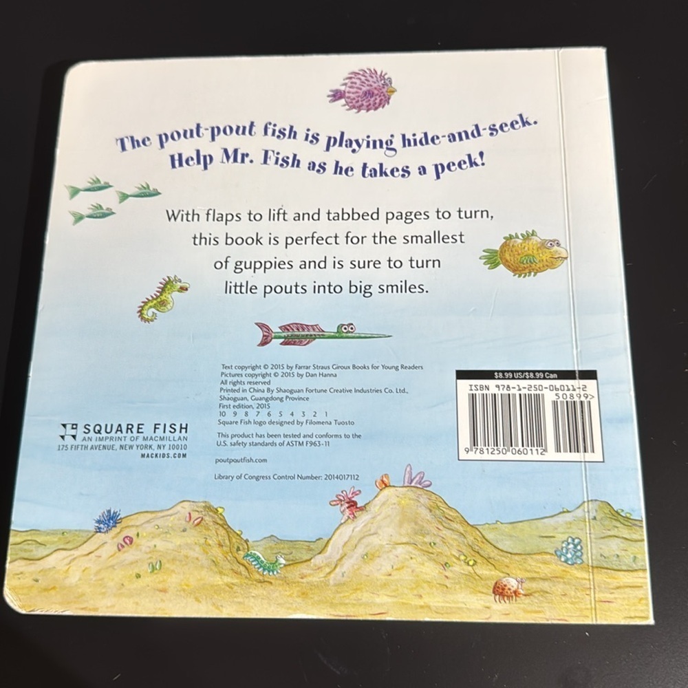 Cardboard book | Hide-and-Seek | Pout-Pout Fish Book - Picture 6 of 6